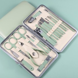 Manicure Set 18pcs Nail Clipper Set with Portable Travel Case Men Women Face Toe Finger Care Tools Manicure Pedicure Tools Grooming Kit Gift for Men Women (Mint Green)