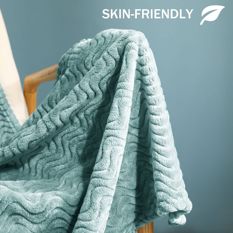 Exclusivo Mezcla Large Flannel Fleece Throw Blanket, 127x178 CM Sofa