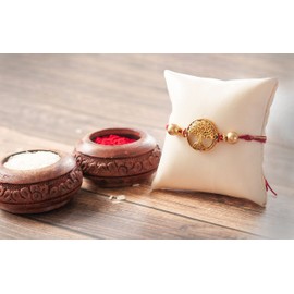 Rakhi Gift Set for Brother | Includes Beautiful rakhi, Roli Chawal, Magnet and Chocolate, Send Rakhis to US/Canada, Rakhi Gift, Wrist bands for Brother, Sister, Father & Friends (Tree of Life)