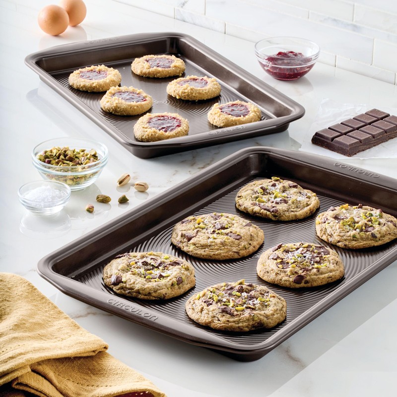 Circulon Nonstick Bakeware Set with Nonstick Cookie Sheets / Baking
