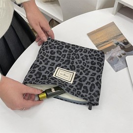 JOYXING Makeup Bag Corduroy Cosmetic Bag for Women, Large Capacity Cosmetic Bag Organizer Cute Makeup Brushes Aesthetic Accessories Storage Bag for Women