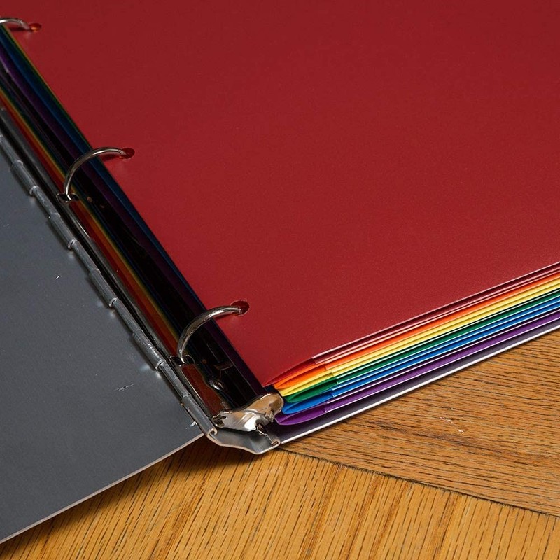 JAM PAPER Heavy Duty Plastic 3 Hole Punch Pocket Folders