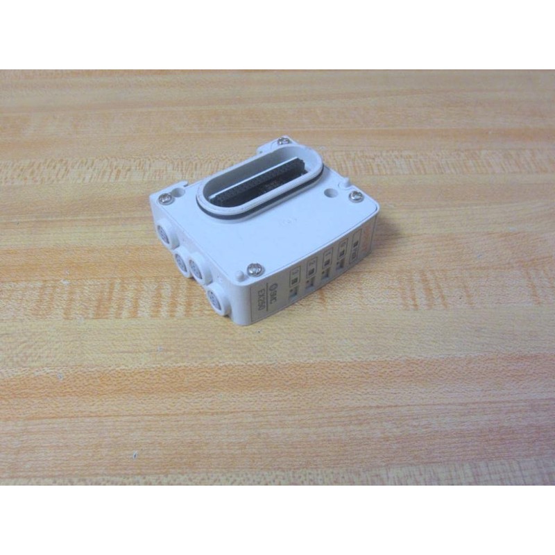 SMC EX250-IE3 24 VDC, 3 PIN, 4 INPUTS, 8 MA,