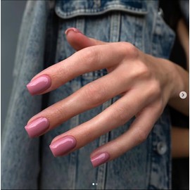 KQueenest Purple Press On Nails Short Square - Acrylic Press On Nails With Glue, Sheer Berry Short Fake Nails Press ons, Glossy Opaque, Reusable Soft Gel Glue on Nails for Women Gift, 24 Pcs