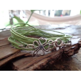 KLEEBLATT Wickelarmband mit Glücksbringer ★ grünes Armband