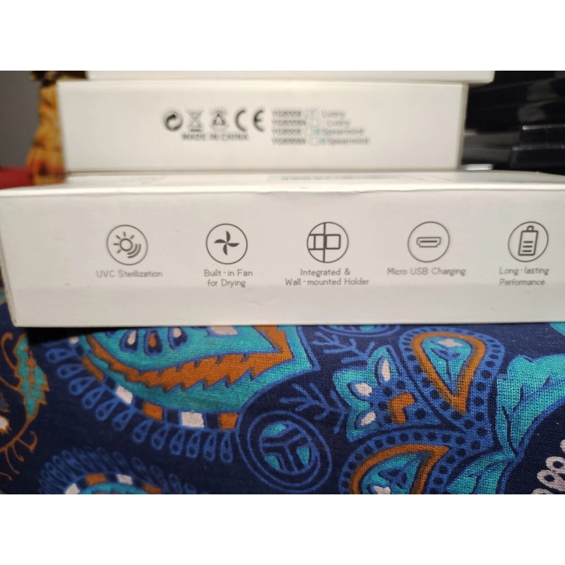 Unbranded UV Toothbrush Dryer Wall-Mounted Installation.