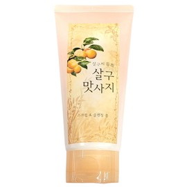 120g cleansing foam containing apricot seeds to remove dead skin cells accumulated daily / 살구씨함유 매일 쌓인 각질을 말끔하게 클렌징폼 120g