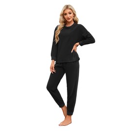 U2SKIIN Ultra Soft Lightweight Fleece Pajamas for Women - Cozy Long Sleeve Lounge Set, Perfect for Relaxing Nights(Black, M)