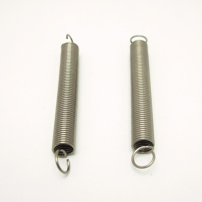 WAKI Stainless Steel Pull Spring 0.03 x 0.3 x 2.8