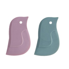 PZRT 2pcs Penguin Shape Baking Tool Soft Cleaning Blade Scraper Oil Dish Plate Scraping Dirty Stains Cleaning Wiping Board Kitchen Accessories 11x7 cm, Random Color