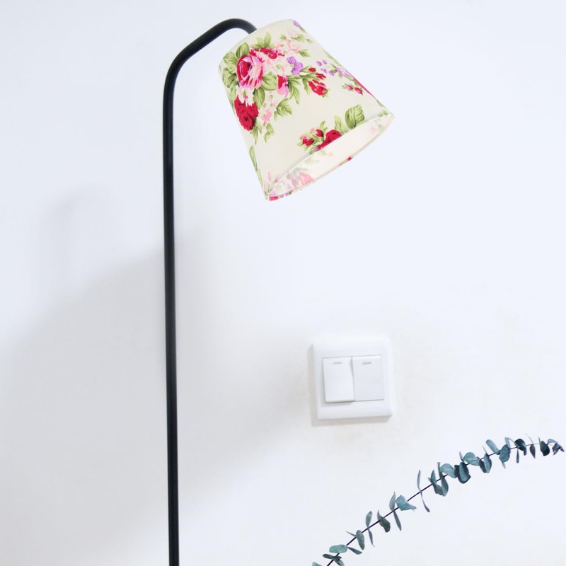 Generic Fabric Lampshade: Barrel Shape Lampshade - Simple Flower Pattern