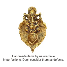 WC_Lord Ganesha with Diya Figurine for Home Temple mandir - Ganesh Statue for Ganesh Chaturthi - Hindu God Indian Pooja Decoration Item - Ganpati Idol for car