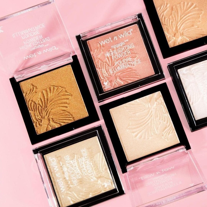 Wet n Wild - Polvo iluminador Megaglo, Blossom Glow, 0.19