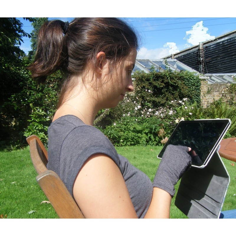 Fortuna: Multipurpose Activity Gloves [Properties: Grip, Warmth, Compression] [Uses: Sport,