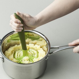 Zeal L245L Heat Resistant Nylon Masher with Soft Grip Ergonomic Handle. Lime