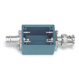 Pomona 3752 Shielded Box, Miniature with Bnc (M) and (F), Blue