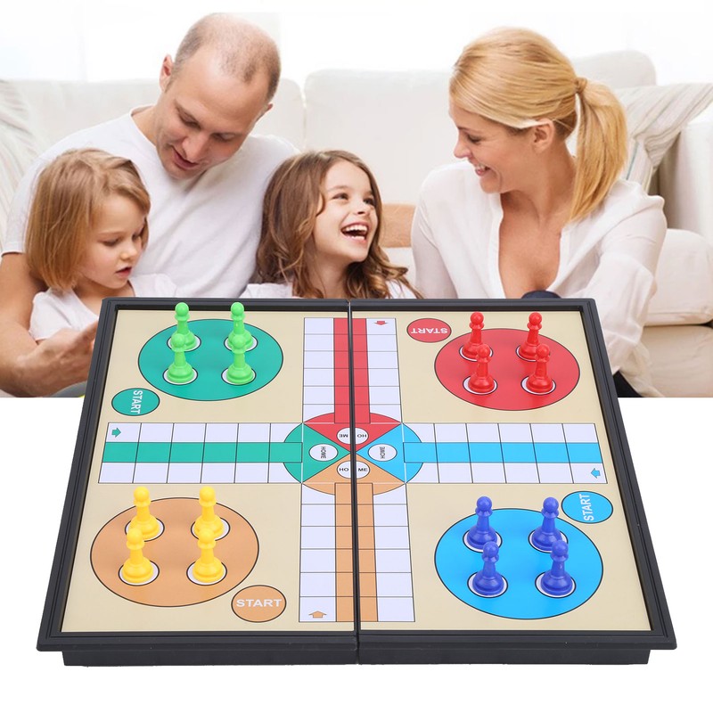 Plastic Magnetism Aeroplane Chess Board Games Toy Set with Foldable