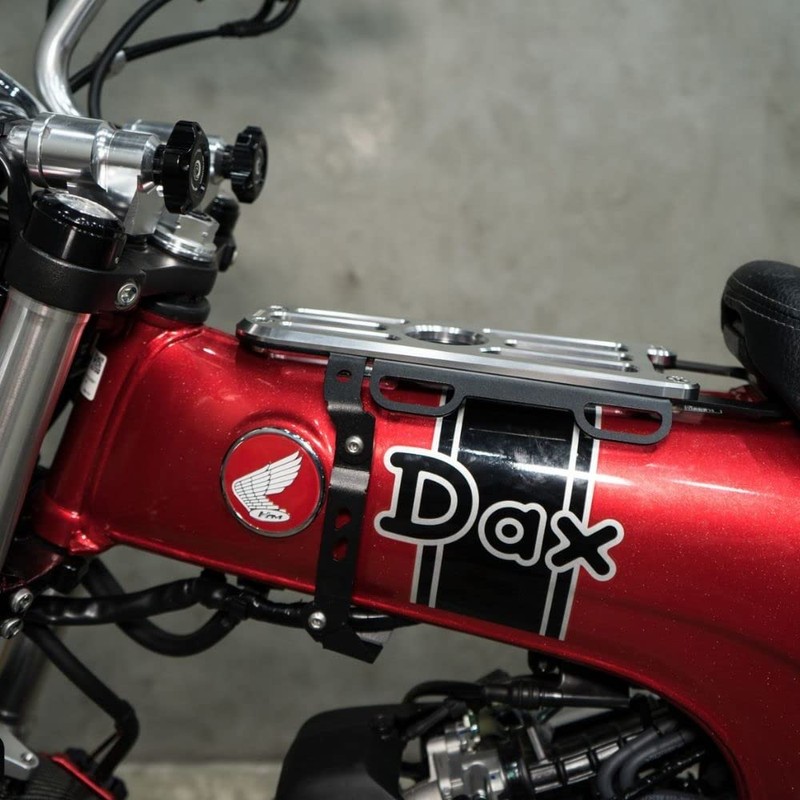 Revolution Honda Ducks 125 Center Carrier/REVOLUTION Tank Guard 2D CNC