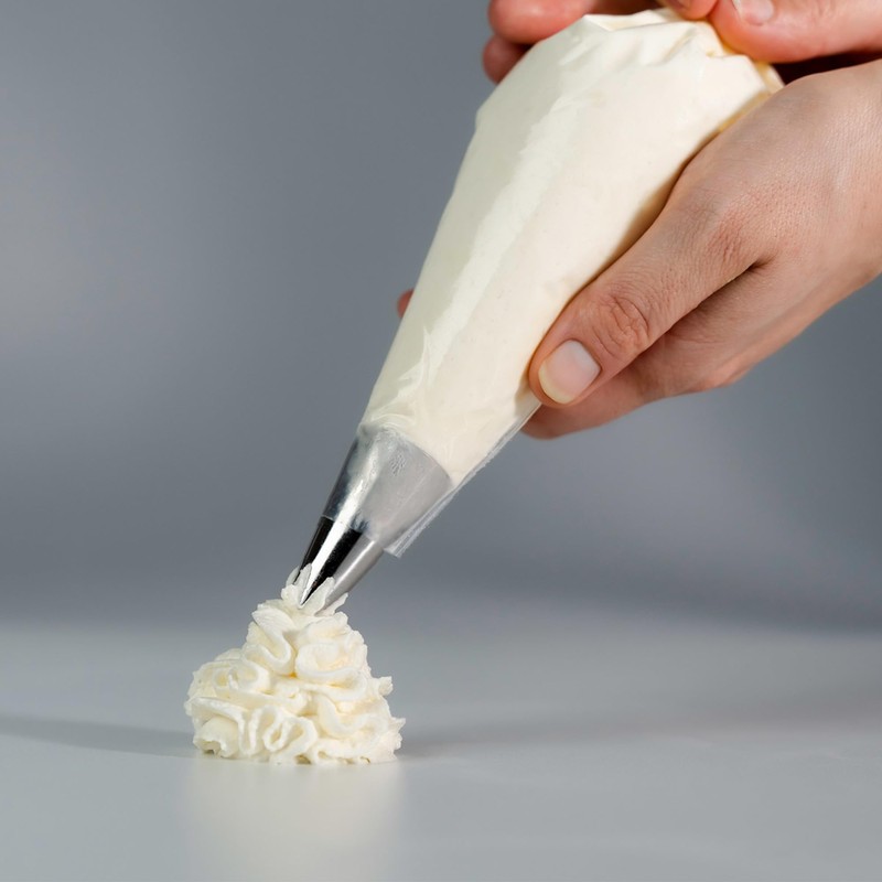 KEE-SEAL Disposable Pastry Bags, Piping Bag with Grip Tight Outer