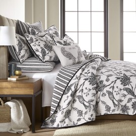 Levtex Home - Tanzie Black Quilt Set - Full/Queen Quilt + Two Standard Pillow Shams - Black and White - Quilt (88x92in.) and Pillow Shams (26x20in.) - Reversible - Cotton Fabric