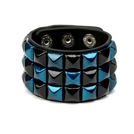 BaBakiak Pulsera punk ancha de piel con tachuelas de pirámide de 3 filas, pulsera de motociclista con tachuelas, Sin gemas.
