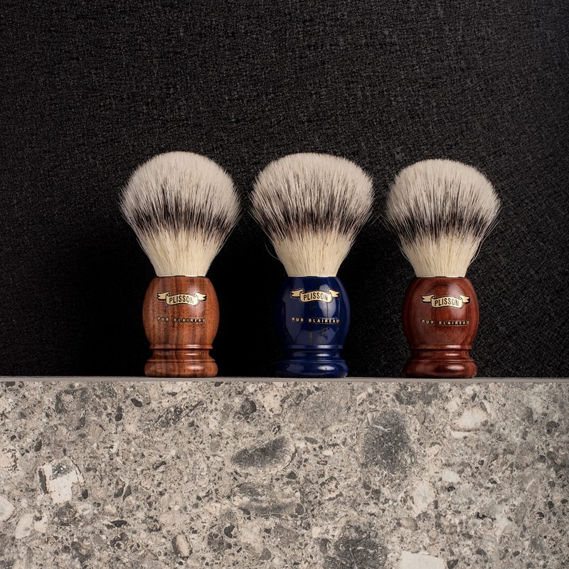 Plissson Classic Shaving Brush with Black Handle and White Fibre