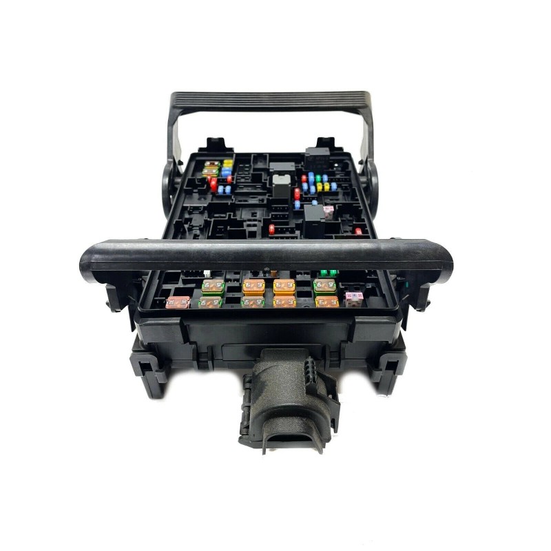 GM 2015-2020 GMC Yukon Fuse Box Junction Block OEM NEW