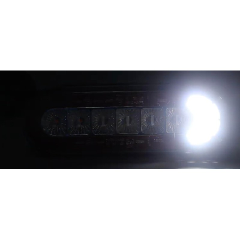 MelTruck® 2 x 4 Function LED Rear Light Dynamic Indicator