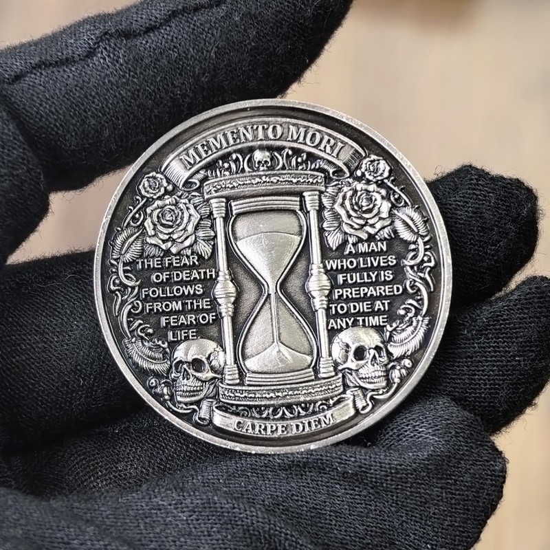 Memento Mori Challenge Coin - 1.57" Motivational Gift with Skull,