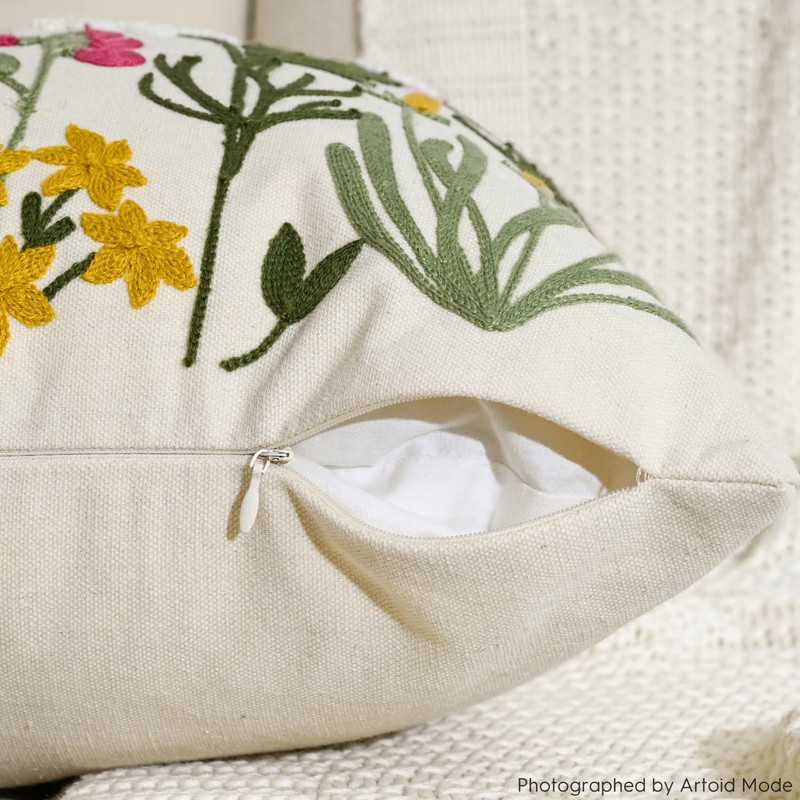 Artoid Mode Antique Herbs Wild Flower Spring Cushion Covers Set