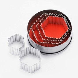 thermohauser Cookie Cutter Set (Stainless Steel) Hexagon Wavy Edge 5-Piece Diameter 3.9 - 8.8 cm Packed in Tin Storage Tin