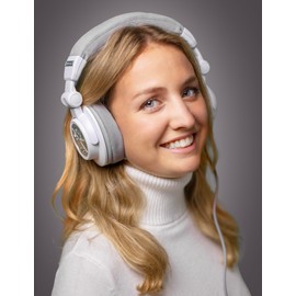 ULTRASONE Signature PURE WHITE Limited Edition Model [Closed Dynamic Type with 50mm Mylar Driver Monitor Headphones] Balanced Connection Compatible S-Logic 3 / LE / FGC Technology Included Carrying