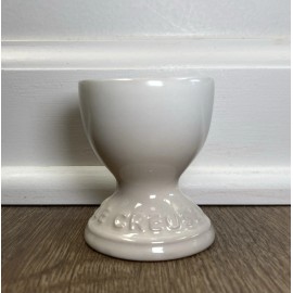 Le Creuset "Meringue" LE CREUSET Footed Egg Cup Holder NWT *2nd Choice* Stoneware Neutral