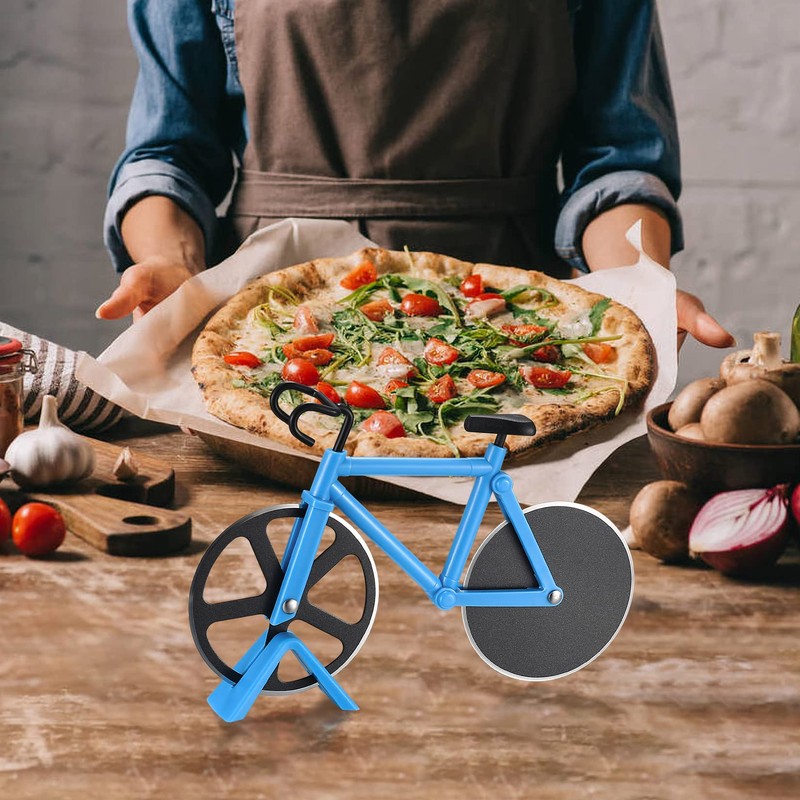 Motorcycle pizza cutter, stainless steel pizza cutter two wheels, novelty