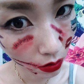 Bright Halloween event supplies party stickers tattoos body art props makeup zombies / 쨍한 할로윈 행사용품 파티 스티커 타투 문신 소품 분장 좀비