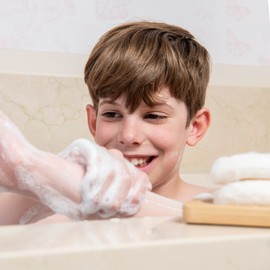 Childs Farm | Kids Hair and Body Wash Bar 60g | Organic Sweet Orange