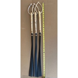 NELIDAS SOUTHERN IMPORTS RAWHIDE HORSE QUIRT. SADDLE HORSE CUARTA CHARRA. CHICOTE DE CUERO. CHARRERIA.