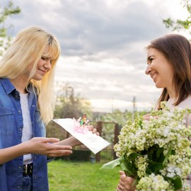 CUTE POPUP - Birthday Card Pop Up with Warmest Hug for Mom Design - Mother's Day Pop Up Card, Thinking of You Card Love Mom, Touching & Surprising Present, Best Wishes to Mom, Wife, Women