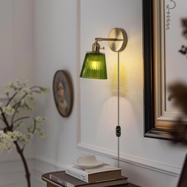 HuisMier Dimmable Plug in Wall Sconces, Vintage Green Stripe Glass Lampshade Wall Lighting Fixture with On/Off Switch, Brass Wall Sconce for Bedroom Bathroom Living Room Hallway, Plug in