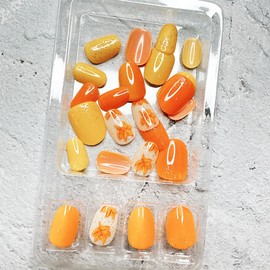 Maple Leaf Press on Nails Short Oval Autumn Orange Maple Leaves Fake Nails Stick on Nails Solid Color Acrylic Nails with Glitter Full Cover Fall Winter False Nails for Women Reusable Nail Kit 24 Pcs