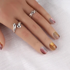 Nail Tip, Short, Popular Nails, Set of 10, Nail Tips, Handmade Nail Tips, Brides, Short, Glossy, False Nails, Coming of Age of Coming of Age Ceremony, Wedding (Short, M)