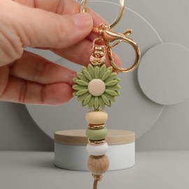 MyfavoriteK Flower Cute Silicone Beads Keychain for Women Girls Beaded Key Ring Holder for Car Keys Purse Charm Backpack (Green)