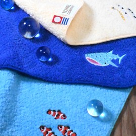 TOWEL COMPANY Imabari Towel Handkerchief, 8.7 x 8.7 inches (22 x 22 cm), Gift, Embroidery, Aquarium Life, Aquarium (Blue)