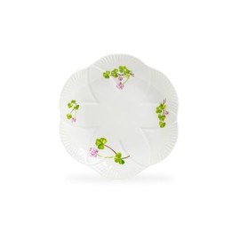 Gracie China Shop Julia's Clover Garden Shamrock Fine Porcelain Scalloped Dessert Salad Plate One Plate