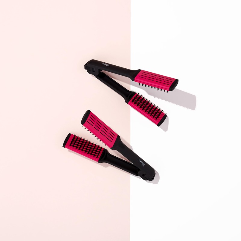 Diane Ceramic Straightening Brush with Nylon Bristles for Smoothing and
