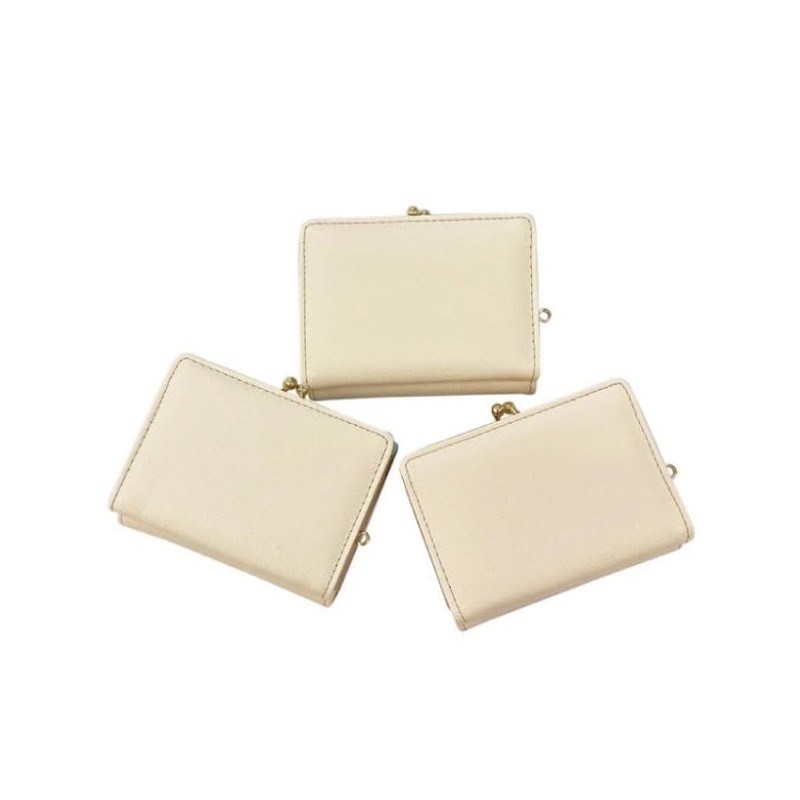 Chiikawa Badge Wallet (Hachiware)