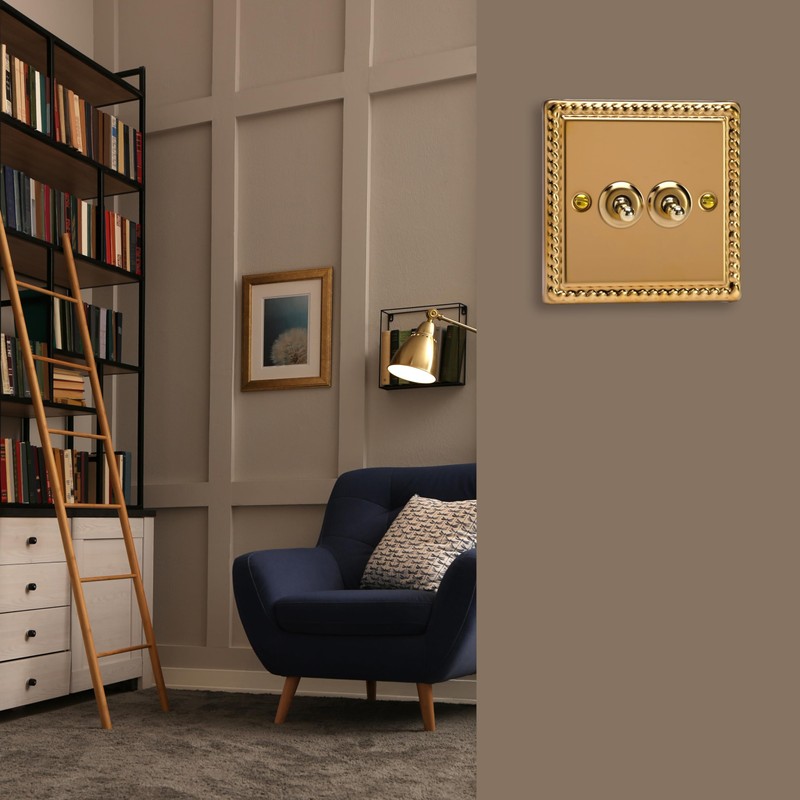 Varilight 2-Gang 10A Intermediate Toggle Switch Classic Georgian Brass with