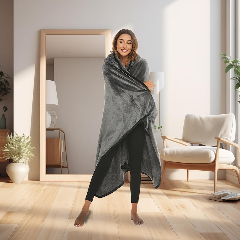 Portable Penguin Gifts Blanket, Fluffy Blanket with Sleeves and Hood,