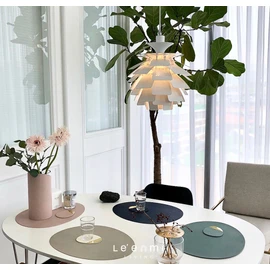 Le&amp;Me [Sisihosi] Le&amp;Me pebble double-sided leather table mat, beige / 르엔미 [시시호시] 르엔미 조약돌 양면 가죽 테이블매트, 베이지