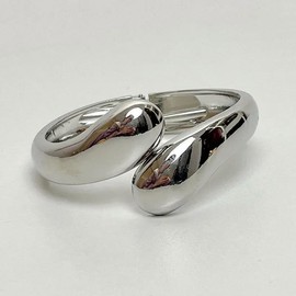 Chunky Gold Bracelet Bangles for Women Gold/Silve Chunky Teardrop Cuff Bracelets for Women Domed Waterdrop Hinged Cuff Bangles Thick Chunky Bypass Bracelet Statement Arm Cuff Bracelet (Silver)